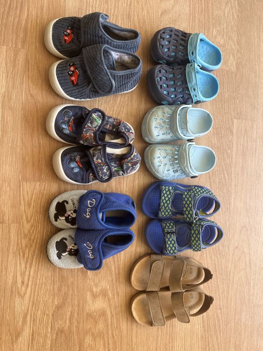 Сандали и пантофи детски 24 номер