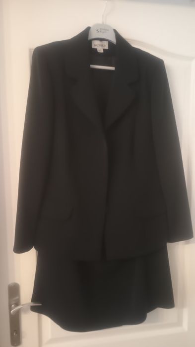 Costum dama-negru,nou.