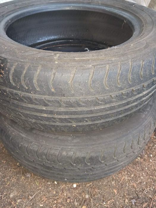 Гуми 195/60/15 - 2 бр