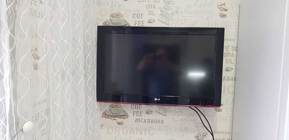 Телевизор LG диагональ 32 Корея