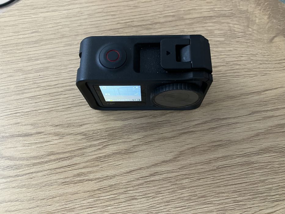 Dji osmo action 4 + карта памет и аксесоари
