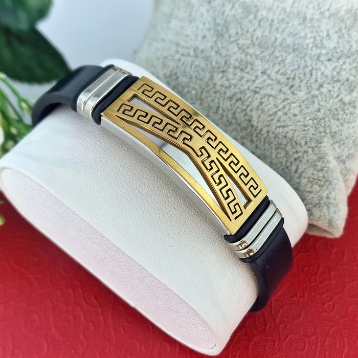 Мъжка гривна с позлата