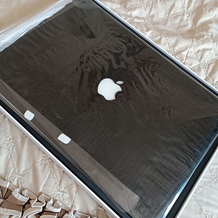 Продам MACBOOK PRO 15 А 1398