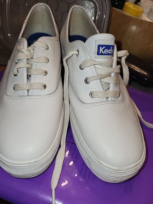 Нови  KEDS  на  известната марка от истинска кожа