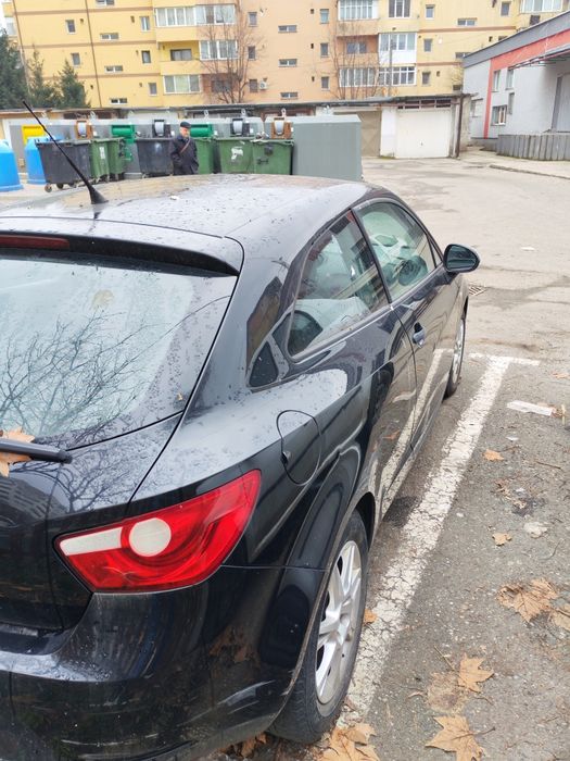 Vând Seat Ibiza 2011