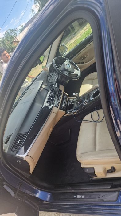 BMW 5 Series 2012 — imagine 5