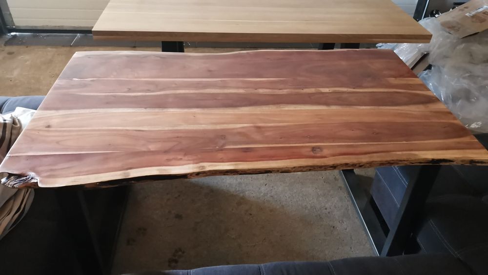 Masă lemn masiv cireș