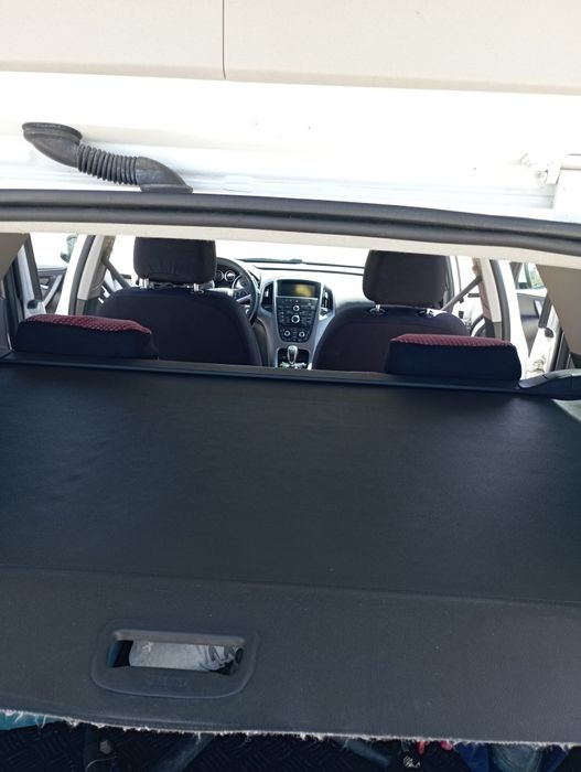 Vând Opel Astra j 2016