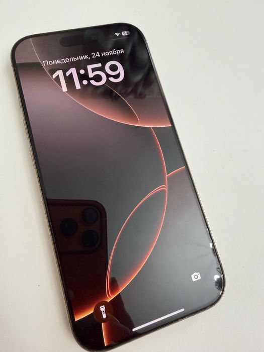 Продам IPhone 16Pro