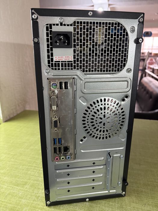 Системный блок i3