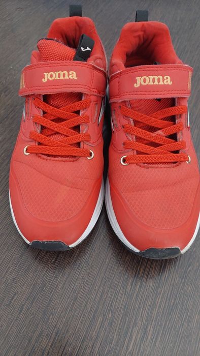 Кроссовки на мальчика