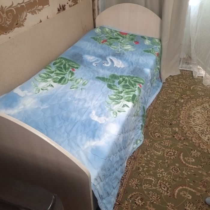Кровать односпальная