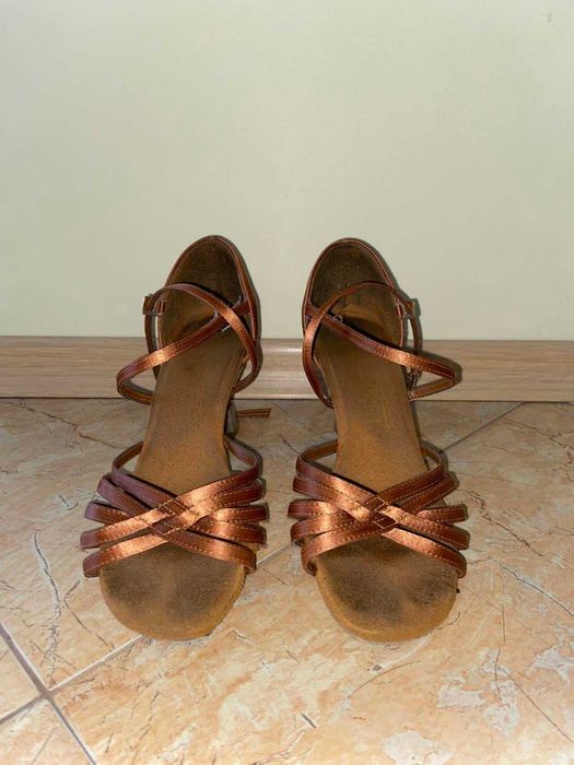 Дамски обувки за Спортни танци - Латина