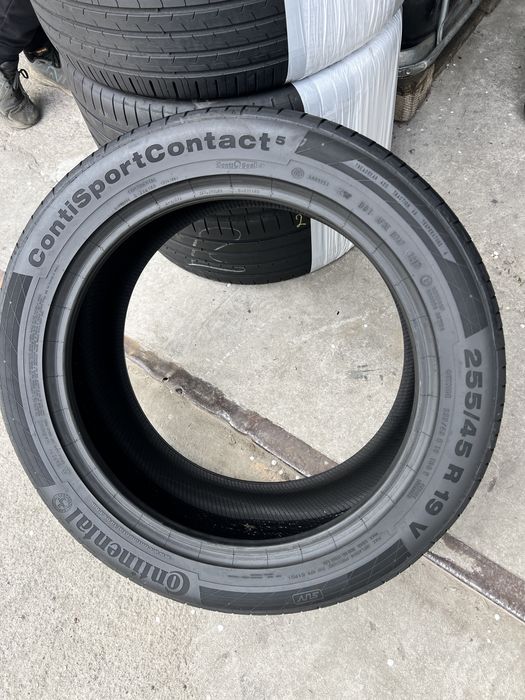 4 anvelope vara 255/45/19 , Continental !