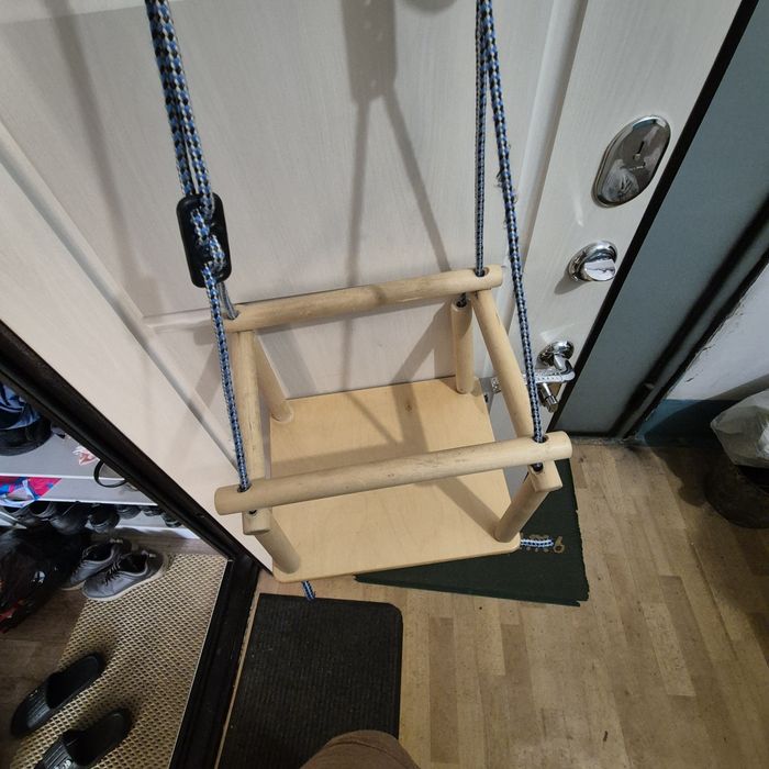 Продам.     качель