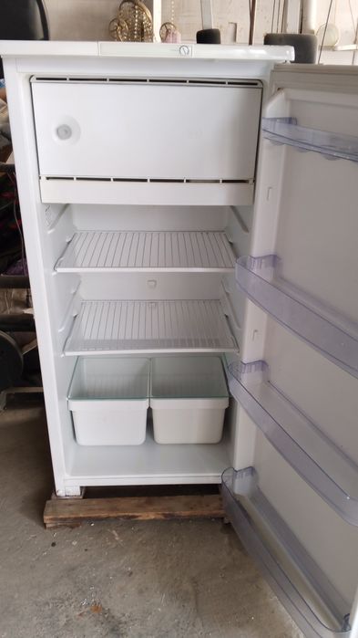 Продается холодильник Бирюса