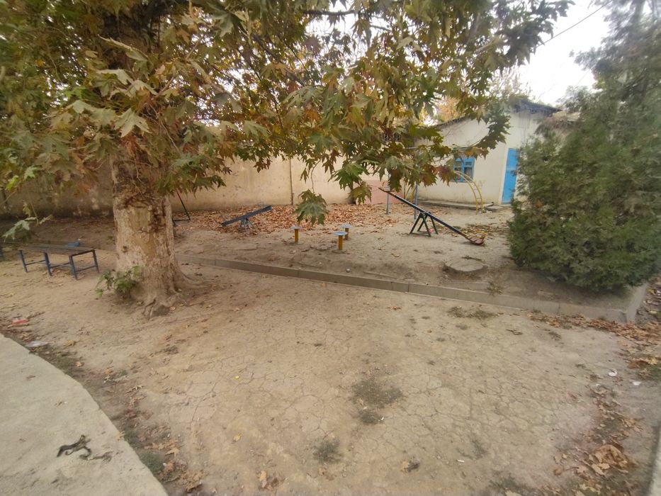 Срочно ПРОДАМ 1/4/5эт.кирпич.дом.в Яккасарай рн.ул.кушбеги.сред.ремонт