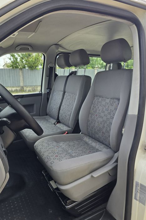 Vw Transporter T5 * 8+1 Locuri  * Motor 1.9 Tdi * Euro 4