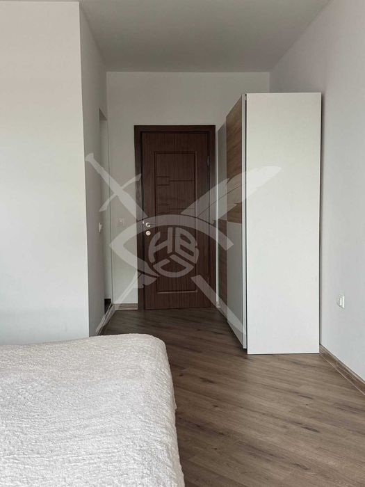 Продава се Тристаен апартамент в Бургас, Зорница - 118 кв.м за 1578 €/кв.м - Снимка #8