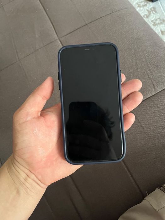 Срочно продаетс Iphone 11, 128gb с гарантией