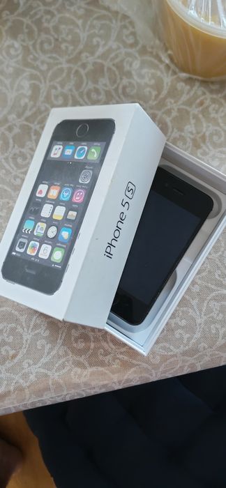 Продам iPhone 5 б/у