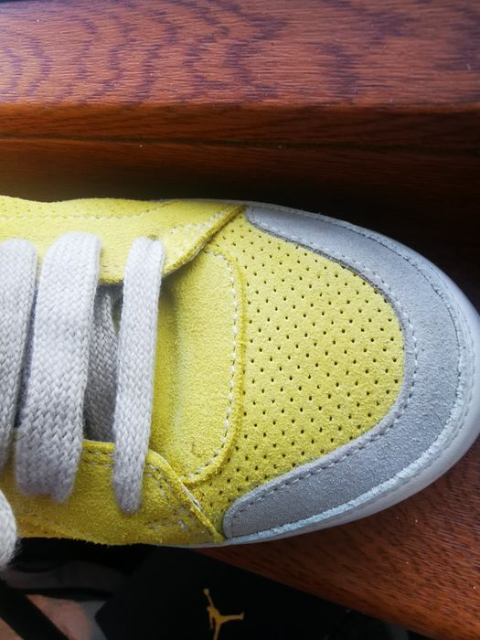 Обувки от естествена кожа и велур