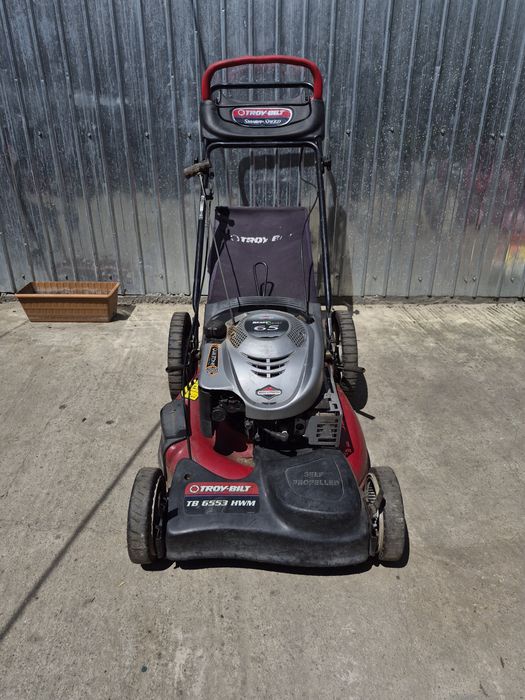 Mașină de tuns iarbă gazon Troy Bilt