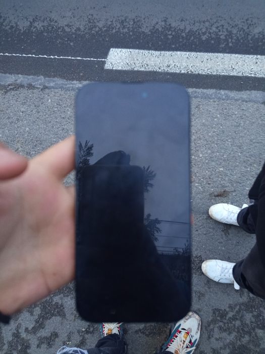 iPhone 16 piese și nu am ce face cu el
