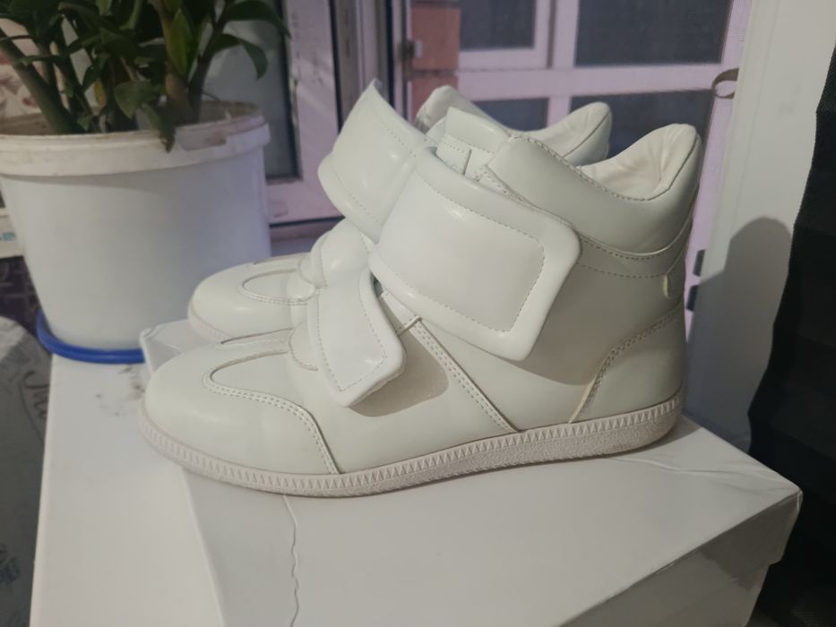 Maison Margiela Clinic White High Top 41