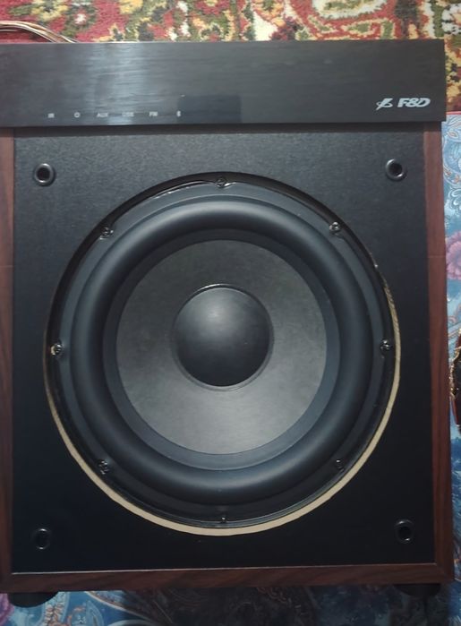 Продам акустику 2в1 маркиF&D