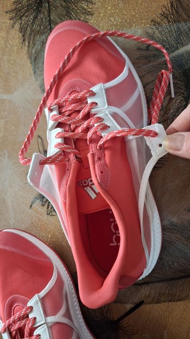 Нови дамски Adidas