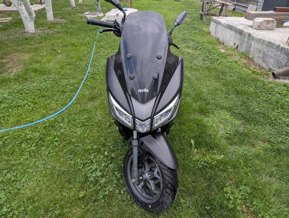 Scuter Aprilia 49cmc