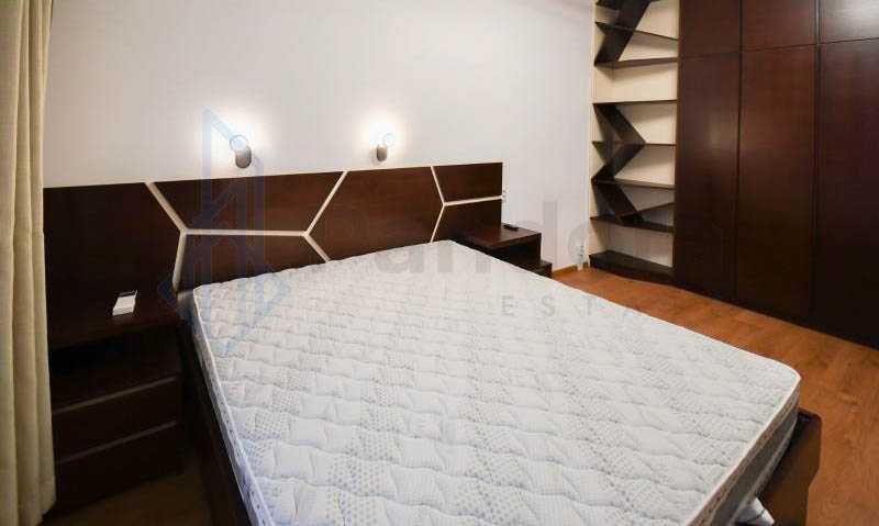 Двустаен апартамент под наем в Центъра