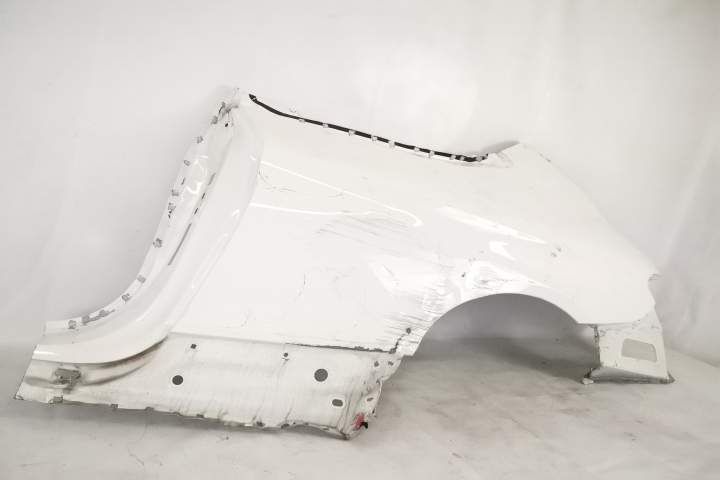 Ляво задно крило Оригинално Мерцедес-Бенц Ц-Клас Купе / Mercedes-Benz