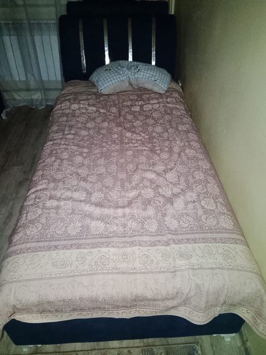 Диван сатылады 2шт