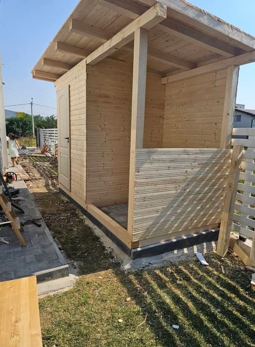 Foișoare terase magazii casute etc