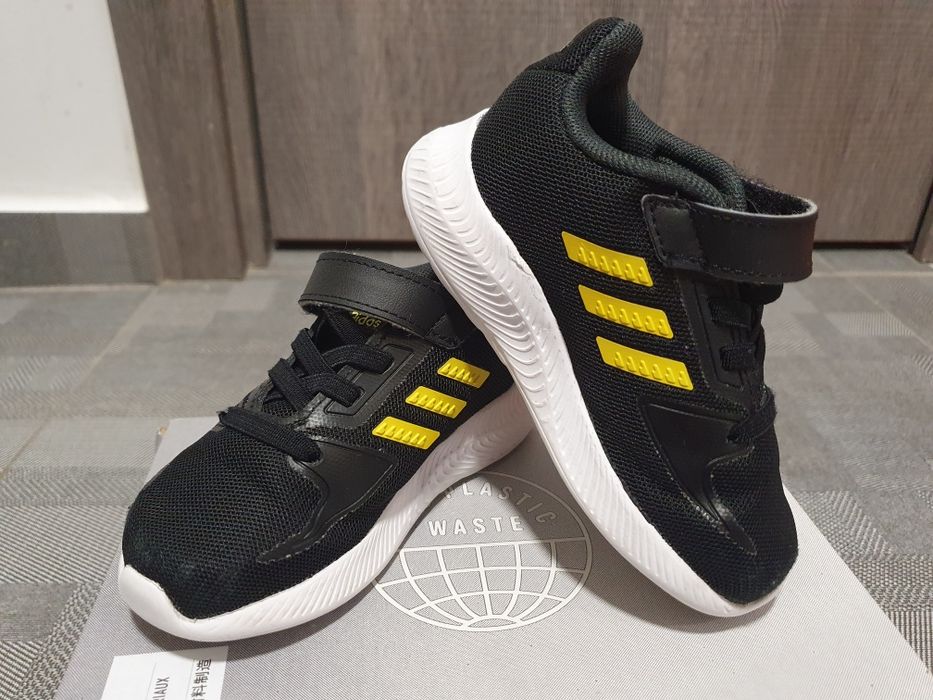 Adidas - marimea 23