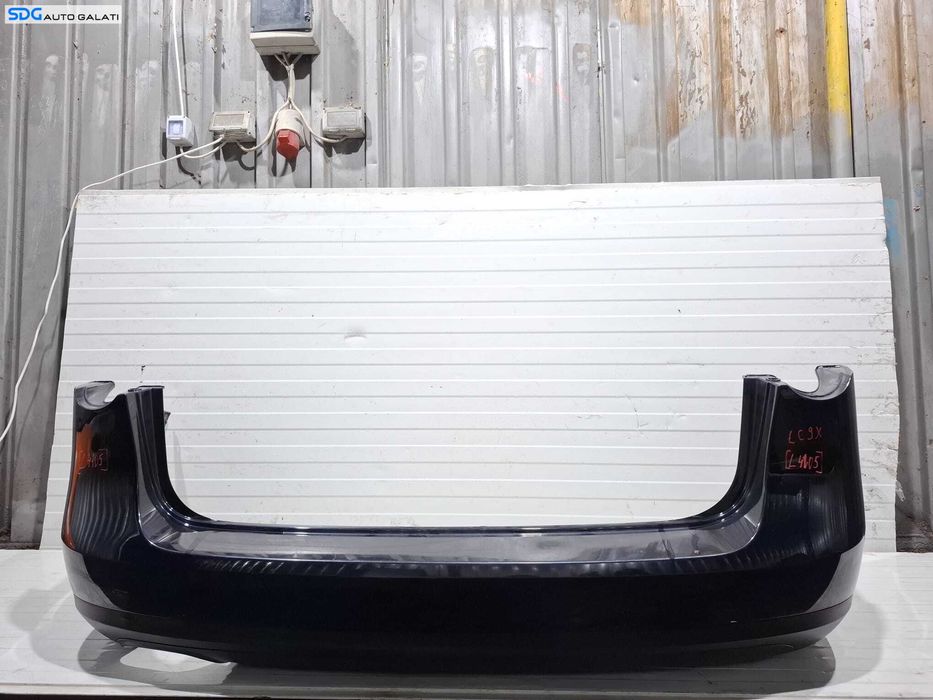 Bara Spoiler Spate Volkswagen Passat B6 Break Combi 2005 - 2010 Culoare LC9X [L4105]