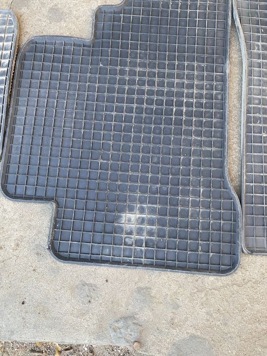 Продам полик на авто