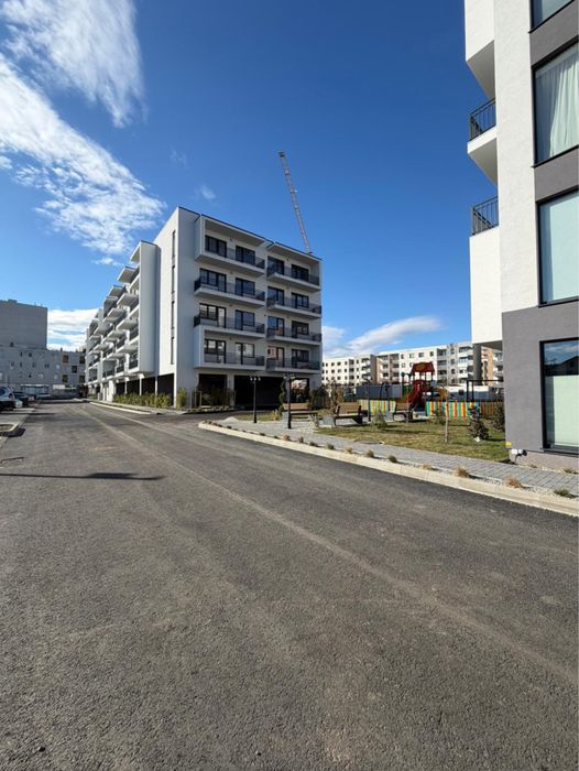 PROPIETAR - Apartament 4 camere de vaznare. TRACTORUL-BRASOV Brasov ...