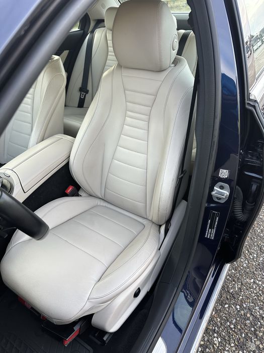 Mercedes Benz E220 4Matic 2.0d 194 cp