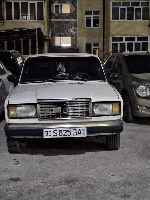 Naxt sotiladi.srochna