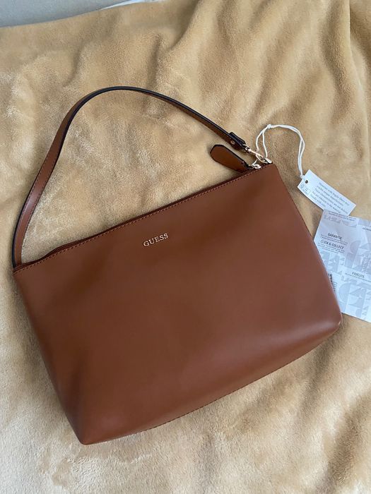 GUESS дамска чанта нова