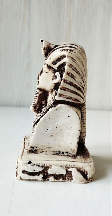 Статуэтка фараона