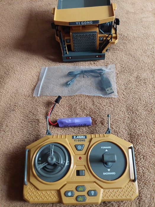 RC самосвал с дистанционно