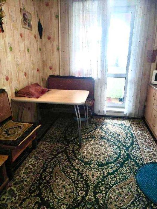 Продам 5-комн квартиру КСК