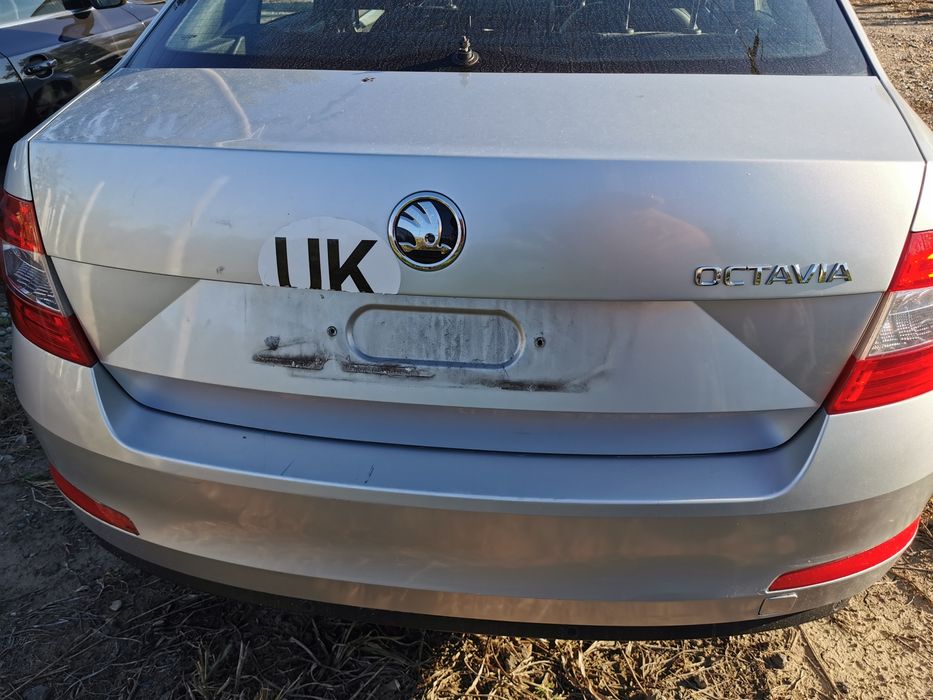 haion cu luneta skoda octavia 3 2013-2017