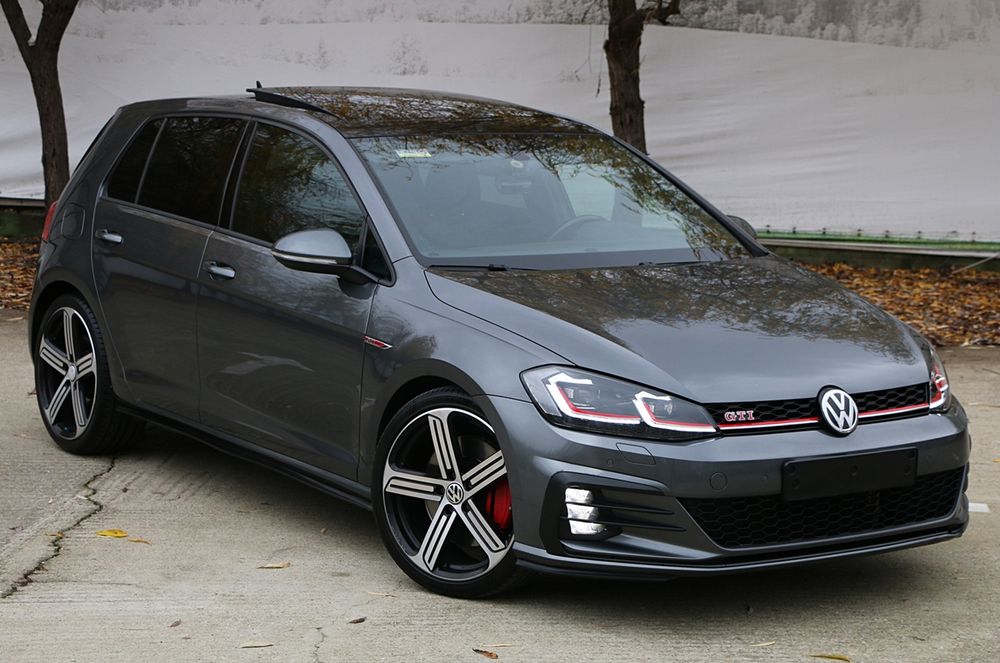 VW Golf 7.5-Facelift  GTi -245cp.Panoramic .cockpit