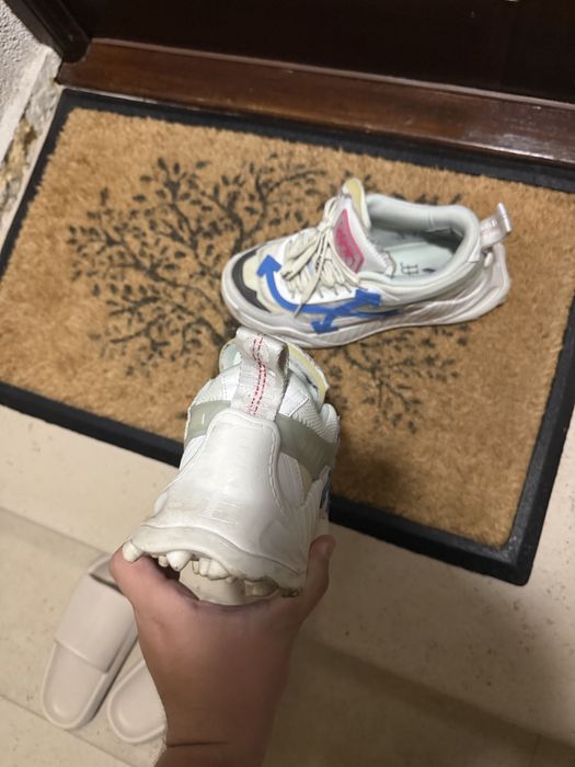Off White Odsy 1000