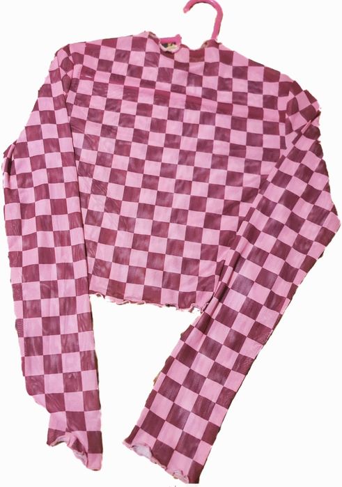 Лека, еластична розова блузка на карета. Размер S  / НОВА